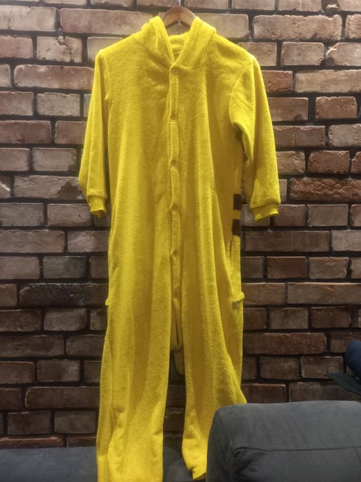 Piżama Picachu żołta