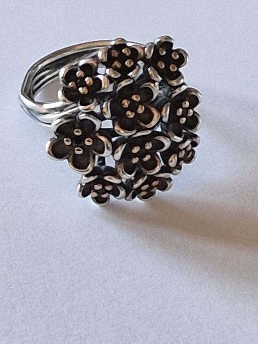Pierścionek Pandora  z srebra 925  ,złoto 14k