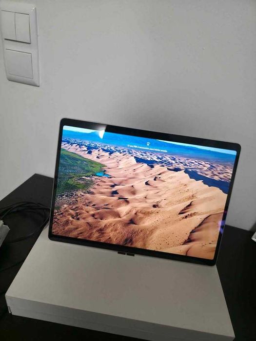 Microsoft surface pro 11h Edition 256GB 16GB ram