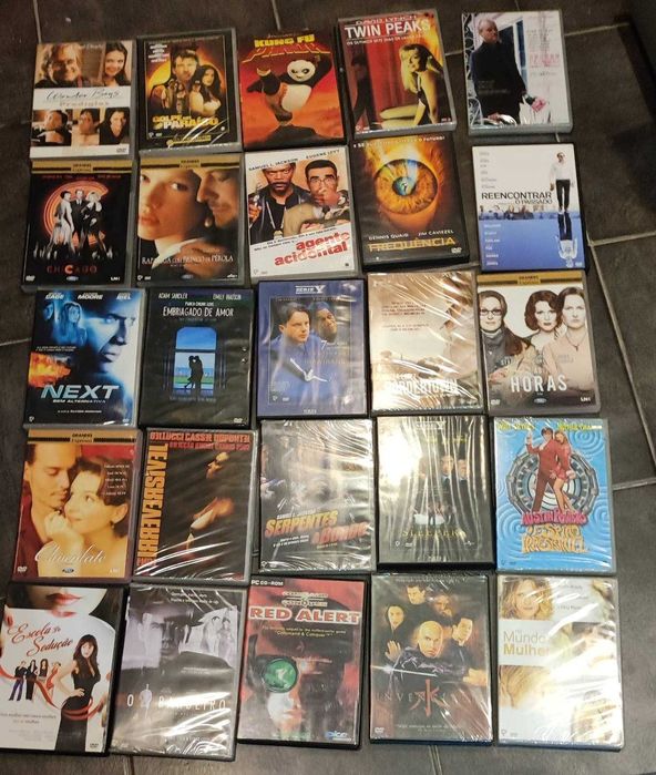 49 DVD's com filmes de vários géneros