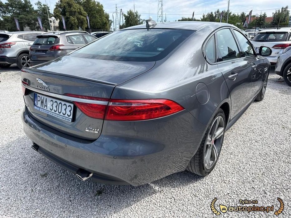 Jaguar Xf