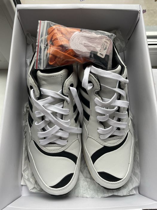 Оригінальні кросівки Adidas zx 6000
