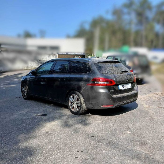 Peugeot 308 SW 1.6HDi de 2017 - Peças Usadas