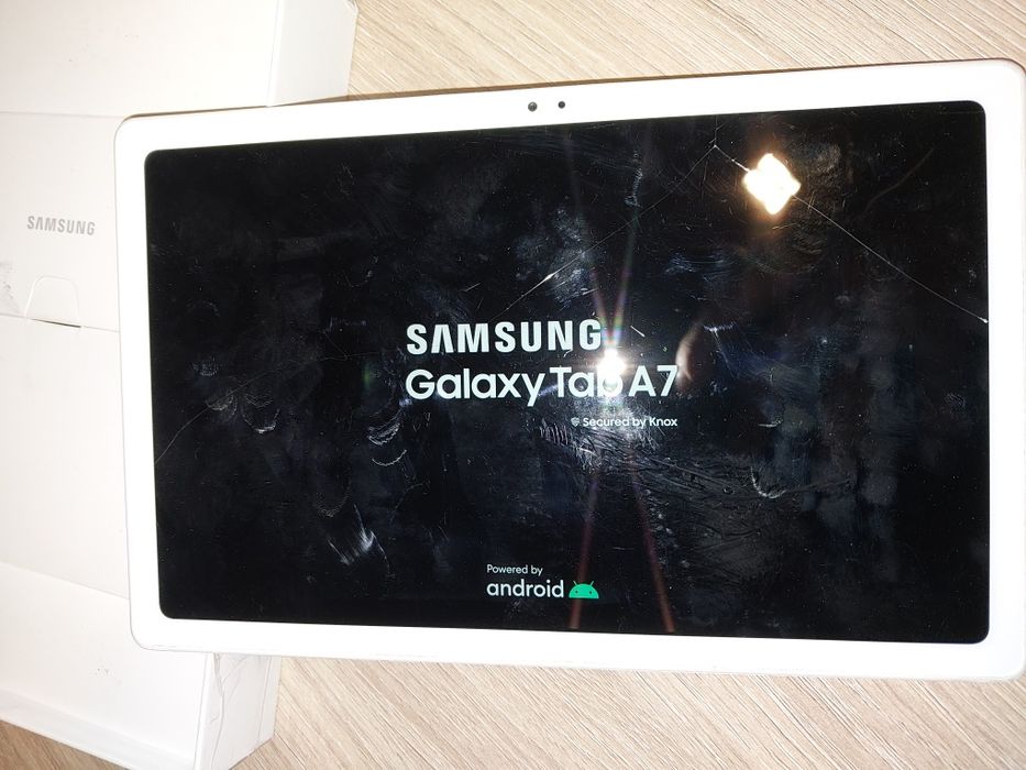 Планшет samsung tab А7 sm-t500