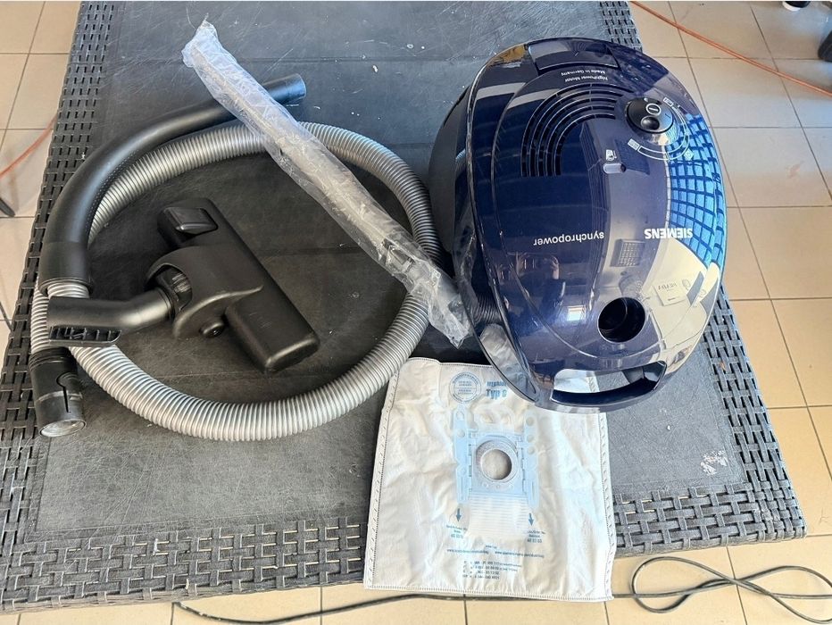 Odkurzacz workowy Siemens Synchropower VS06A111 600W