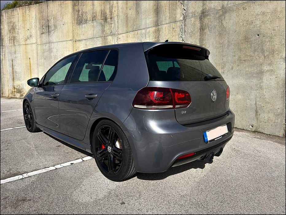 Volkswagen Golf R - Excelente Estado