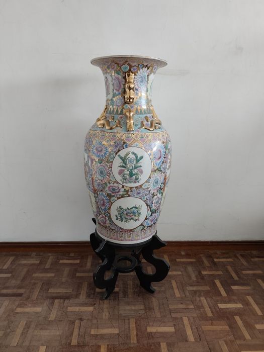 Jarrão decorativo pintado à mão com suporte