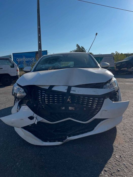 Peugeot 208 para peças 2021!