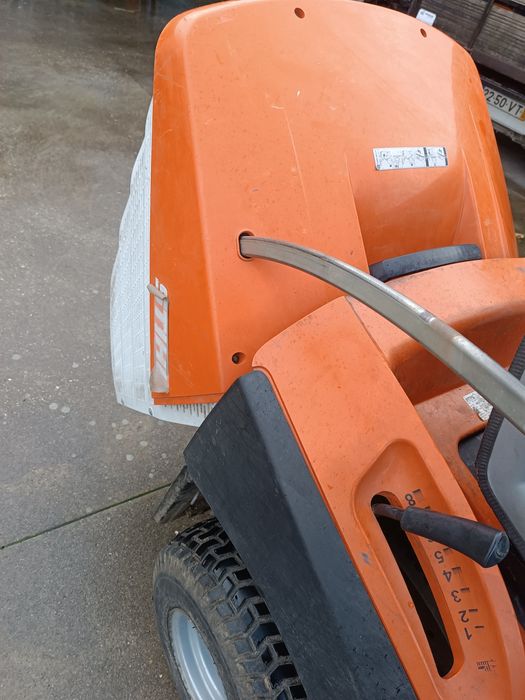 Trator cortar relva STHIL