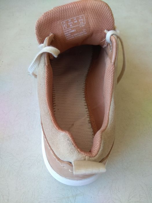 Продам мужскую обувь Clarks.