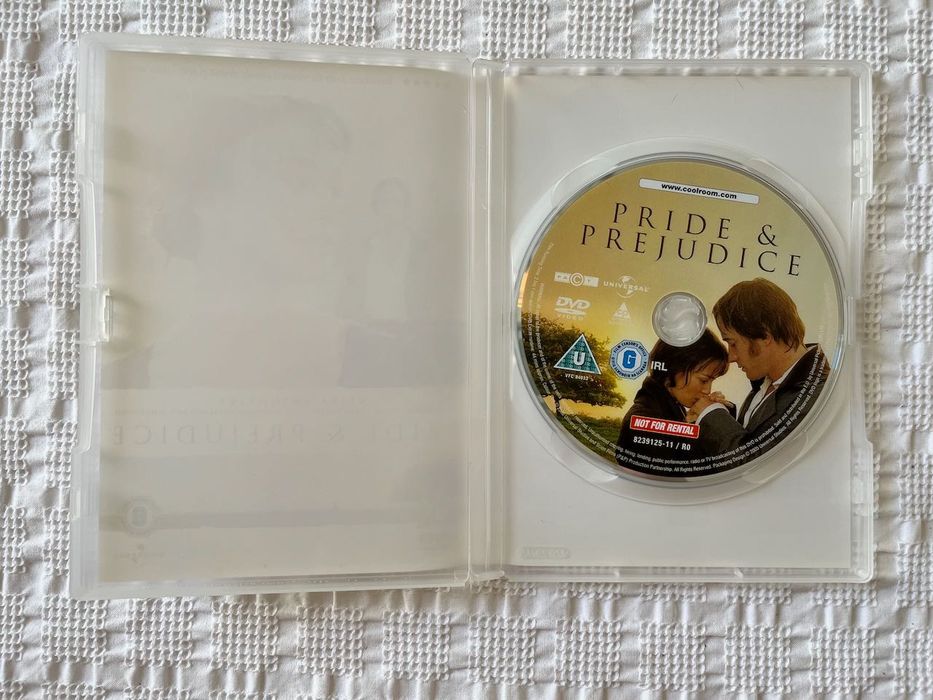 DVD: "Pride & Prejudice" with Keira Knightley64553184294529122