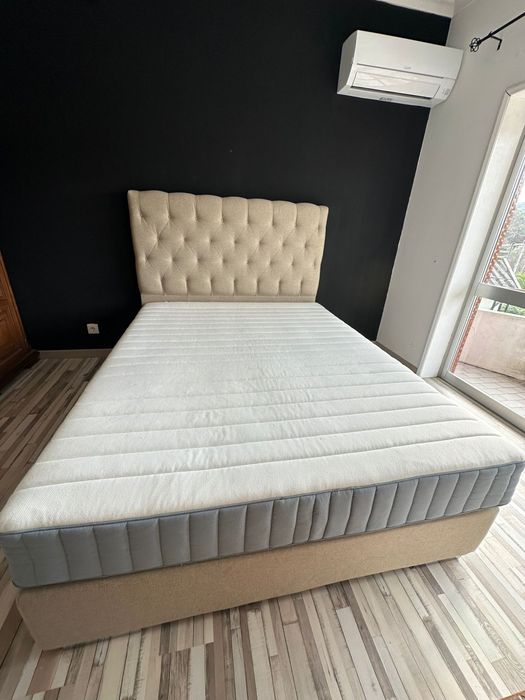 Cama de casal nova