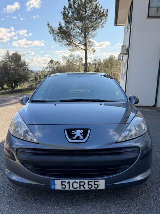 Peugeot 207  1.4 HDi