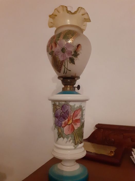 Candeiro antigo em loica