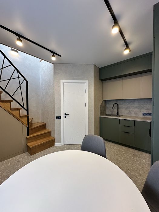 ‼️ ПРОДАЖ ТАУНІВ З РЕМОНТОМ ‼️