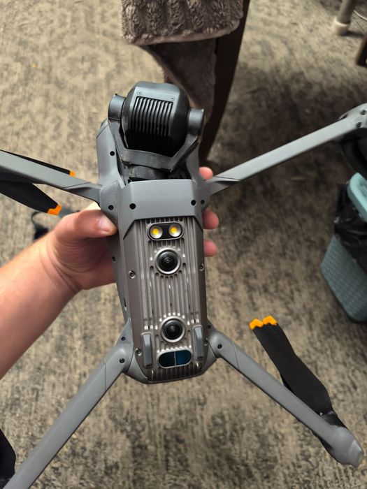 Mavic 3E Mavic 3 pro