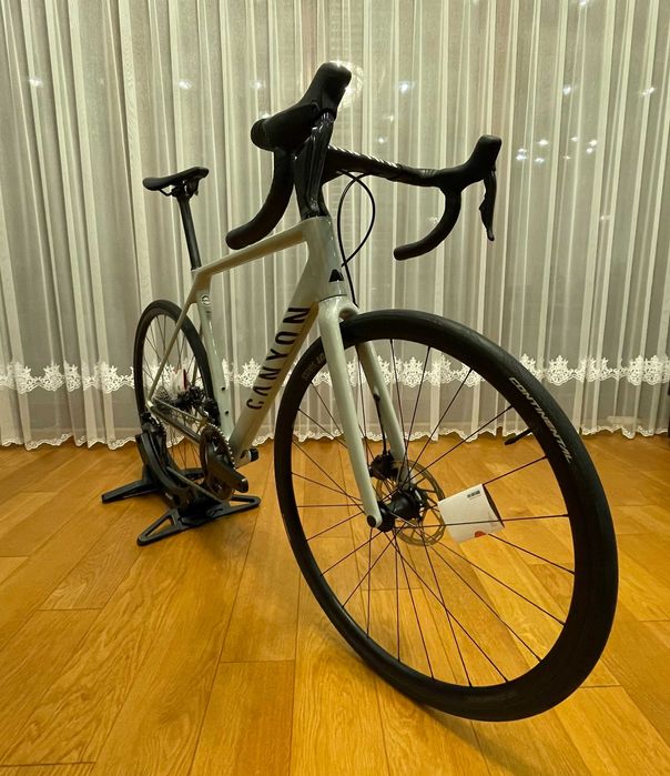 Canyon Endurace CF SL 8 Disc Di2 2x12s