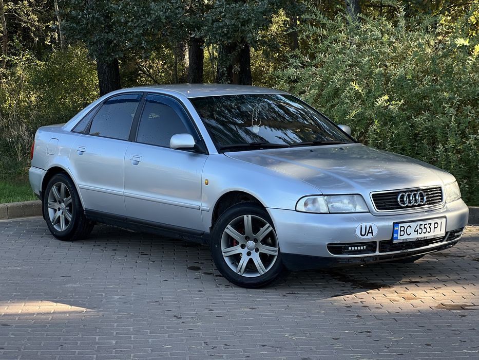 Audi A4 B5 1.8 бензин-газ