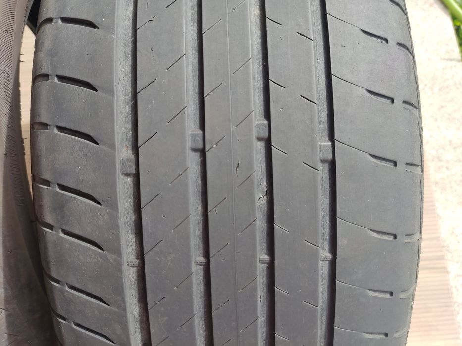Pneus semi-novos
