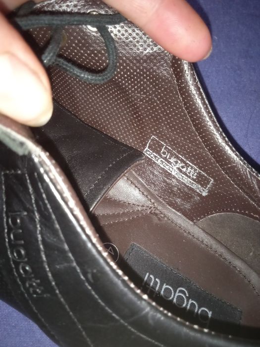Чоловічі шкіряні туфлі bugatti 44розмір