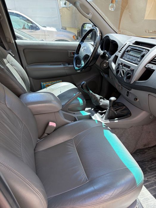 Toyota Hilux Tracker 3.0