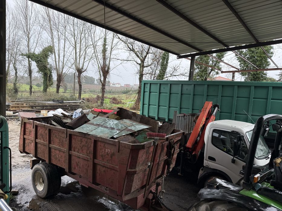 Recolha e Tratamento de Entulhos / aluguer de contentores