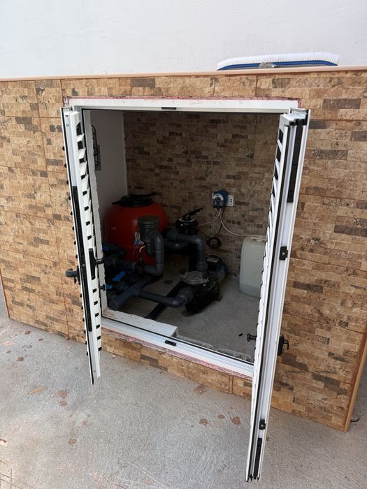 Construçao e reablitačaõ de piscna canalizaçao e casas de makina