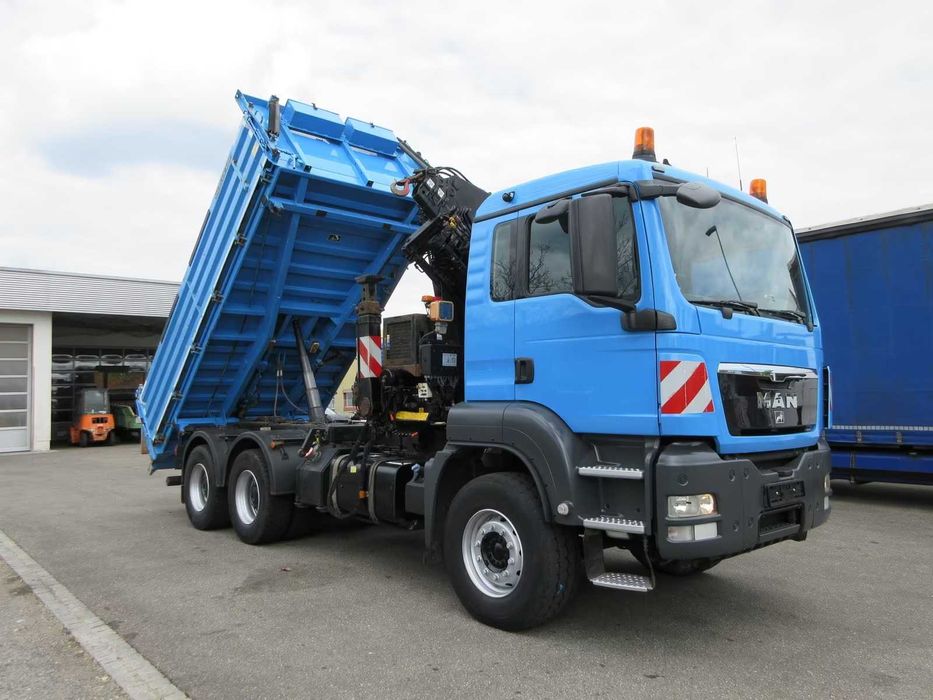 MAN TGS 26.440 - 6X4 Camião Grua Tri-basculante