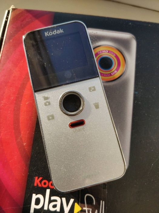 Камера Kodak ze1 Playfull FullHD 1080p