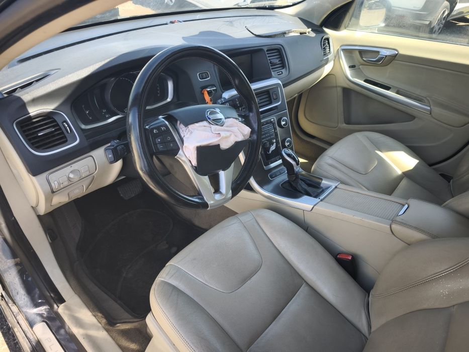 Volvo V60 D6 híbrido
