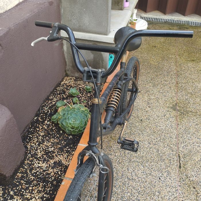 BMX antiga para restaurar