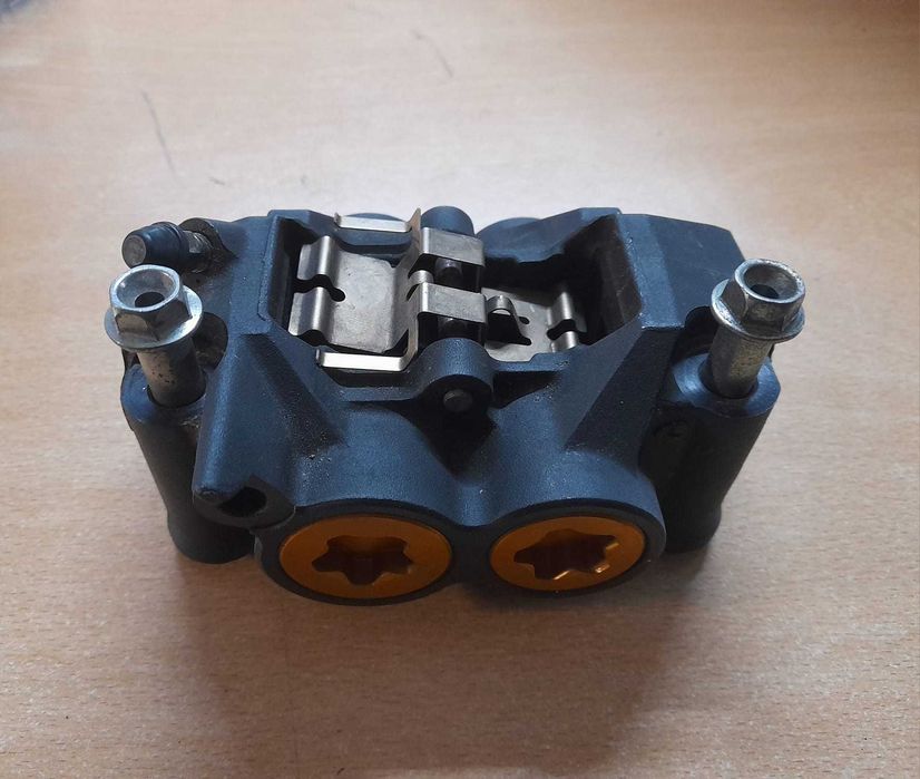 Pinça Travão Dianteiro Esquerdo OEM YAMAHA YZF R6 0 8-1 6