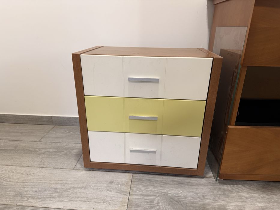 mesa de cabeceira ikea