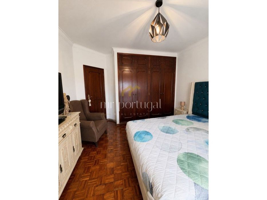 Excelente Apartamento T3 no Centro de Mafra com Parqueamento e Arre...