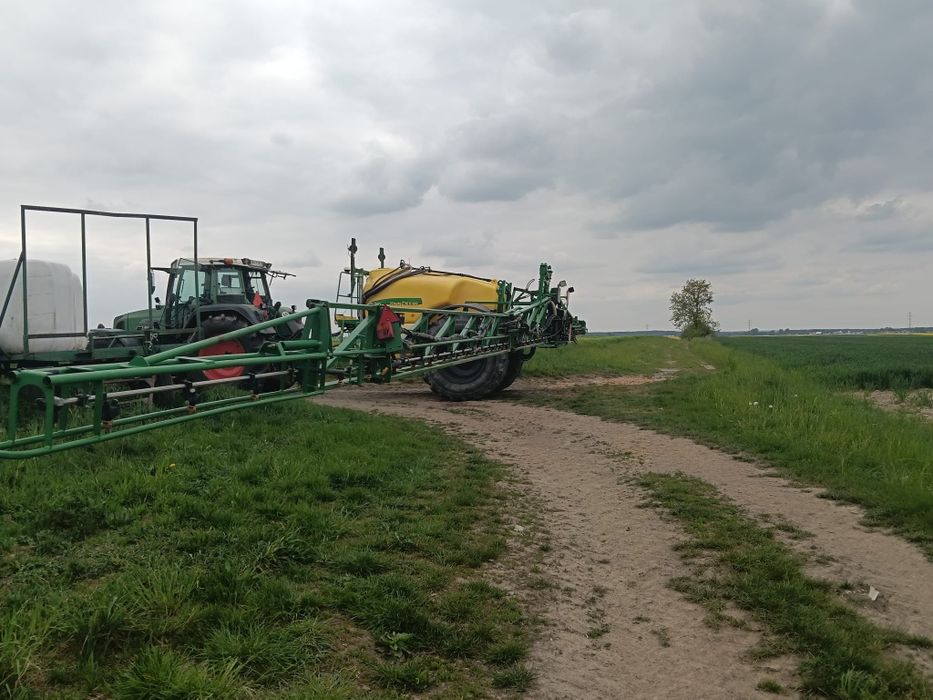 Opryskiwacz John Deere 732   740  21/27m GPS