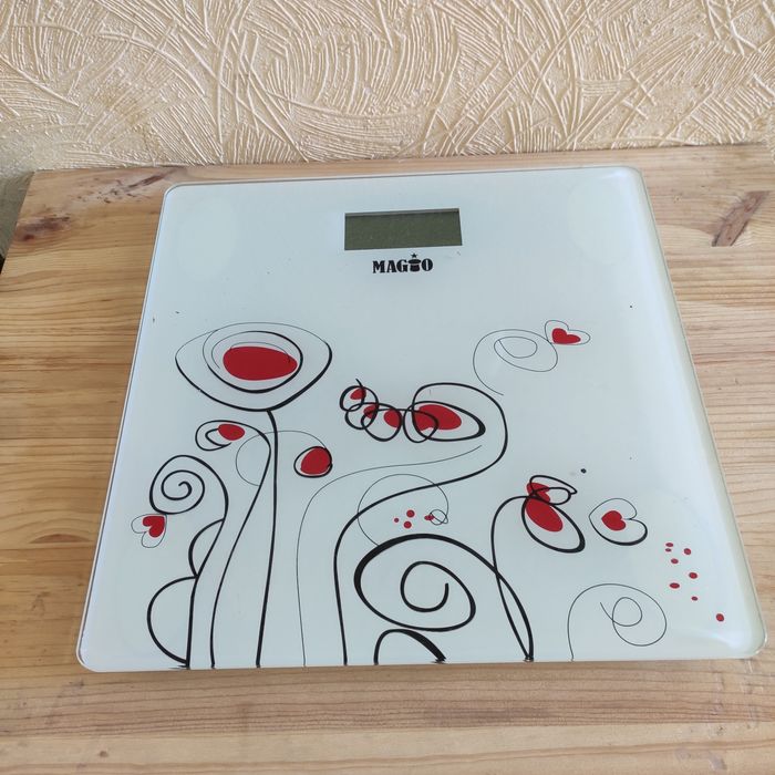 Ваги для підлоги до 150 кг.Фірми магіо.