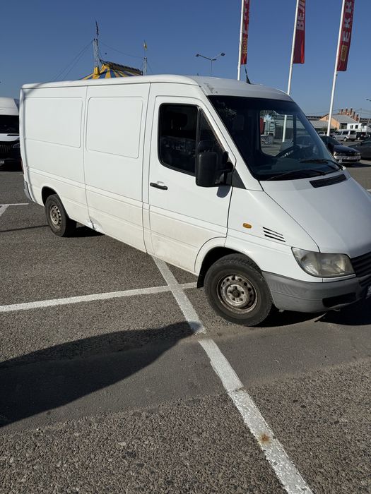 mercedes-benz sprinter