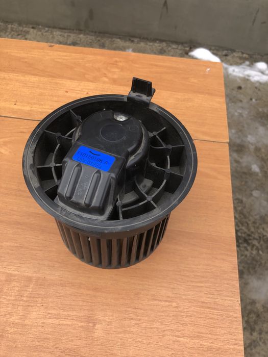Вентилятор печки Nissan leaf 2012-2017