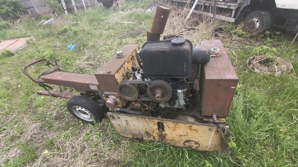 Walec drogowy 1500kg