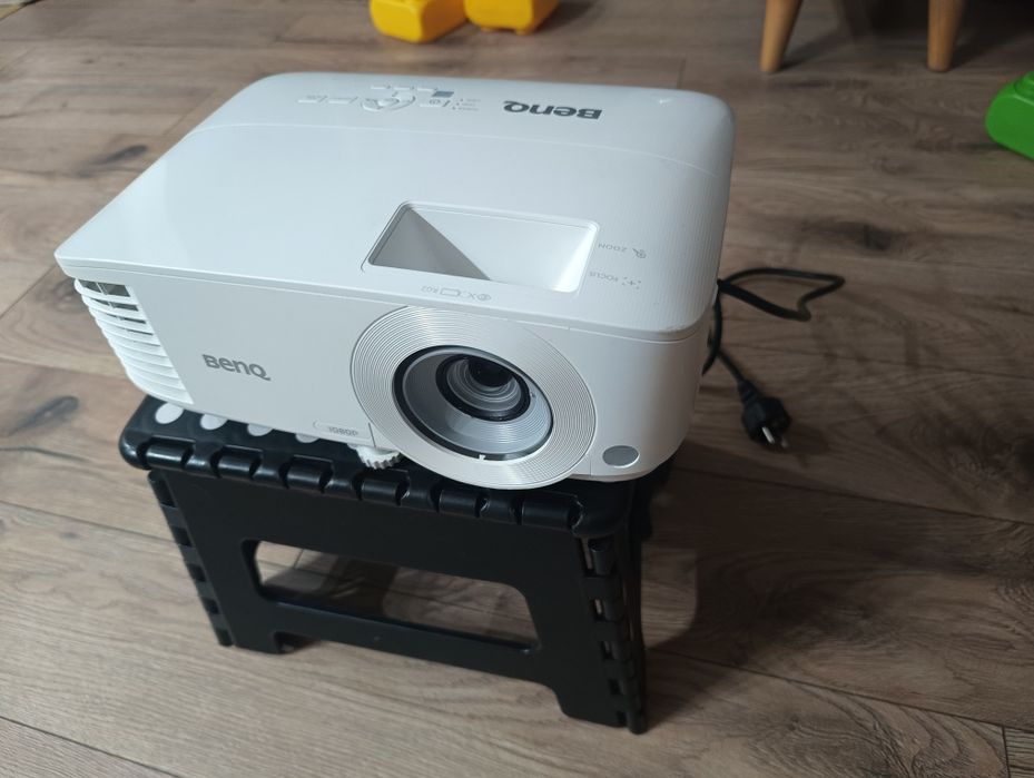 Projektor BenQ mh733 nowa lampa