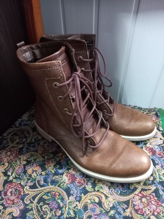 Жіночі ботинки ecco