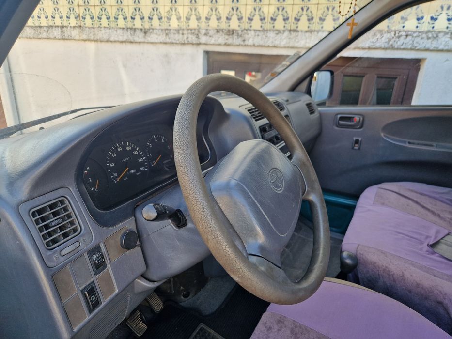 Toyota Haice 2.4 D