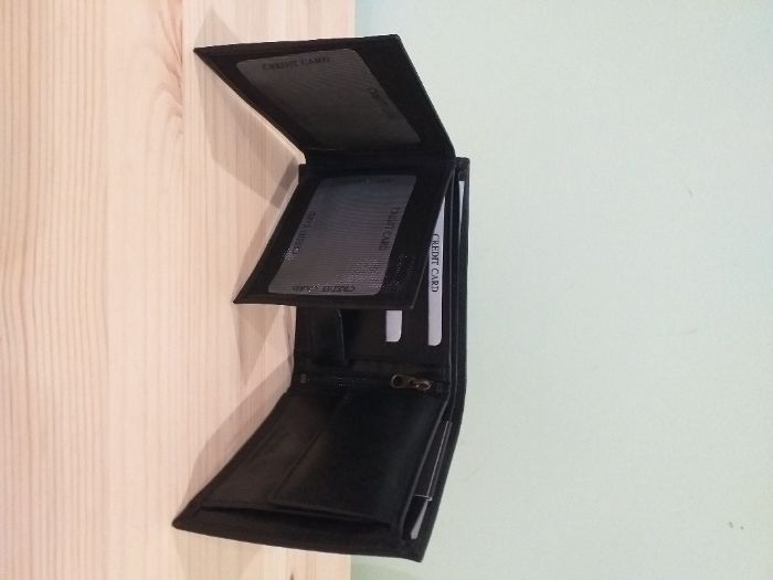 Carteira homem preta em pele