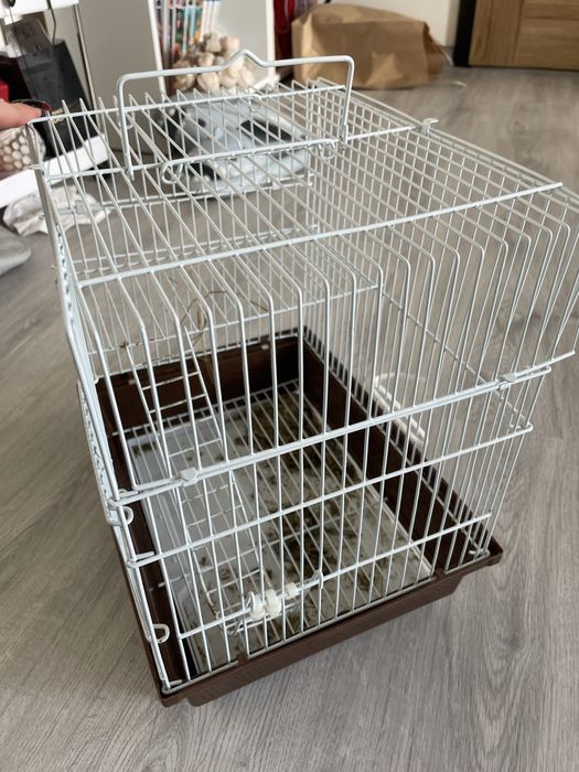 klatka z wyjmowanym dnem podlozem