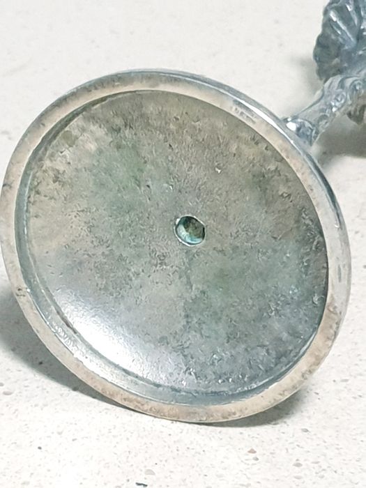Invulgar antigo paliteiro Arte Nova em casquinha e cristal