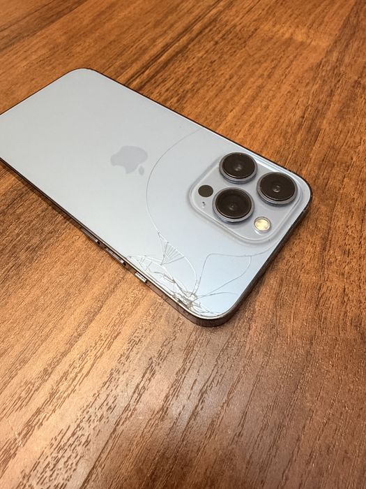 iPhone 13 Pro 128GB | Sierra Blue | Zestaw + Etui