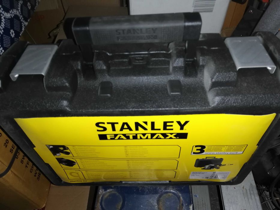 Sprzedam nową szlifierkę firmy STANLEY  FAT MAX