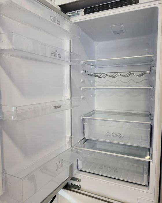 Frigorífico  encastre Teka