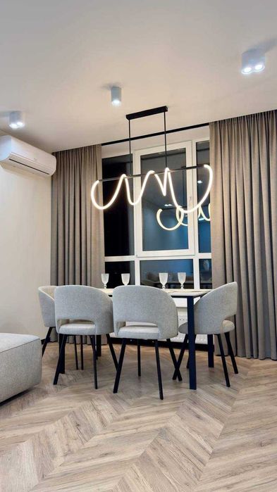 Продаж!!! 2-кімнатна квартира Варшавський 2 поверх 5 перепоступка