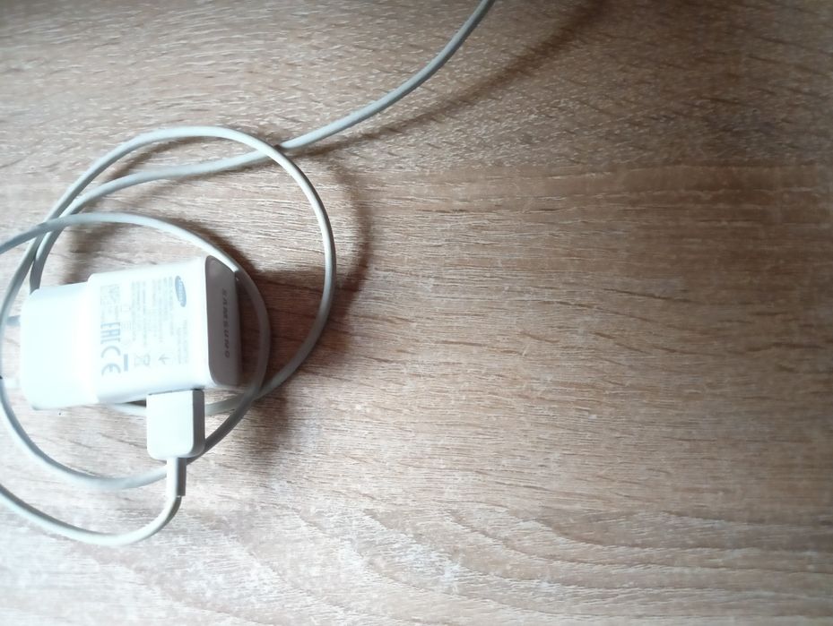 Tablet Huawei MediaPad T5 10.1 16 gb + Etui i ładowarka